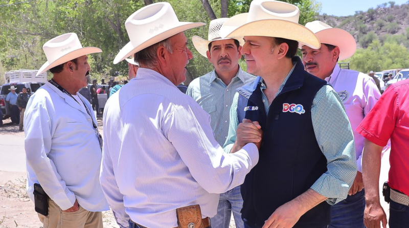 #Durango. Con maíz bueno y oportuno, respalda Gobernador Esteban a productores de San Juan del Río para que hagan frente a la sequía