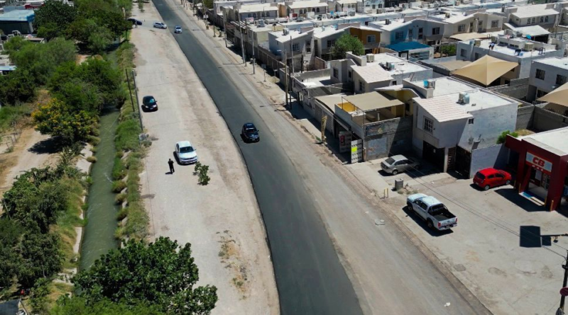 #GP. Pavimentación de la avenida prolongación Morelos en Fraccionamiento los Álamos, presenta un avance del 85 %