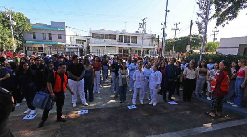 #UAdeC. Realiza UAdeC Simulacro de Evacuación en la Facultad de Enfermaría US