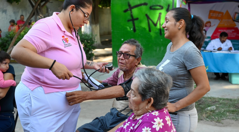 #Lerdo. DAN ARRANQUE EN LERDO A PROGRAMA RUTA ROSA DE LA SALUD*