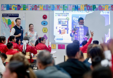 #Durango. Educación lagunera da un paso adelante con aulas digitales entregadas por Gobernador Esteban: maestros y padres de familia*