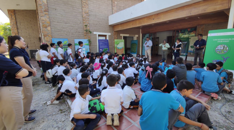 #Lerdo. POR MES DEL DESIERTO CHIHUAHUENSE, REALIZAN MINI FERIA EDUCATIVA EN PARQUE LAS AURAS*