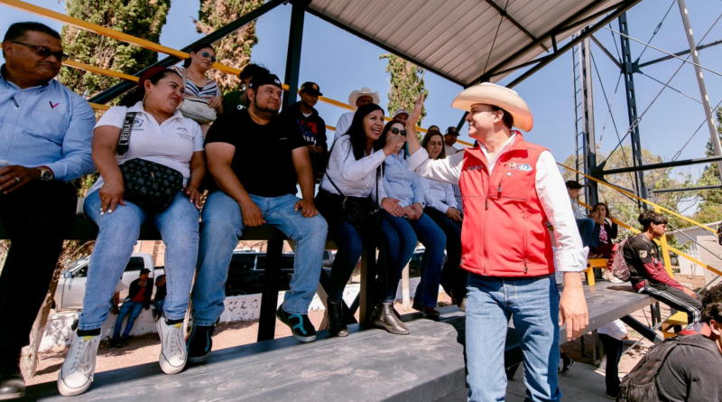 #Durango. Familias de Vicente Guerrero reconocen respaldo de Esteban, al cumplir sus promesas y llevar más obras para la región*