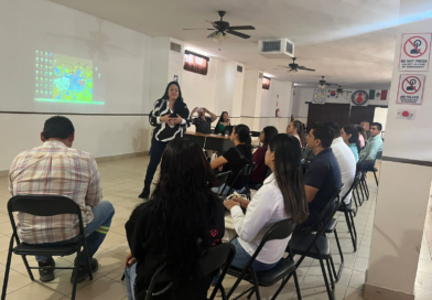 #Lerdo. IMPARTEN “ESCUELA PARA PADRES” EN COLEGIO DE LERDO*