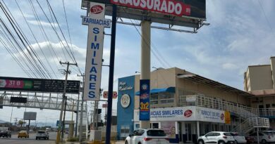 #Torreón. Clausuran cuatro anuncios por falta de permiso e invadir espacios públicos