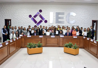 #IEC. Entregan constancias de mayoría y de representación proporcionala Diputadas y Diputados electos del Parlamento Juvenil 2024