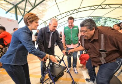 #Torreón. Román Alberto Cepeda González entrega techumbre en Villas de la Joya, y lleva la brigada “Torreón Siempre Contigo”