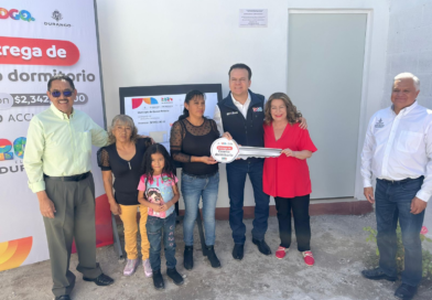 #GP. Gobernador Esteban Villegas Villarreal y la Alcaldesa Leticia Herrera Ale inician entrega de cuartos adicionales a 20 familias