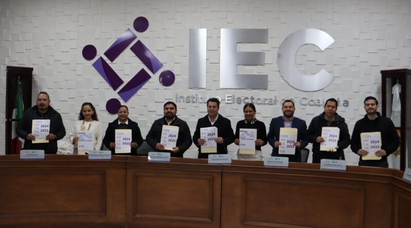 #IEC. Recibe IEC cuadernillos en sistema Braille de convocatorias de Comités Judiciales y Observación Electoral