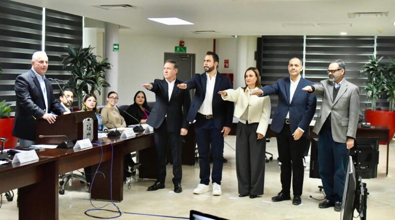 #Torreón. Román Alberto Cepeda toma protesta a directores de la Administración Pública