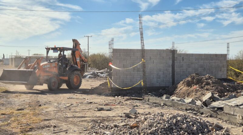 #Torreón. Recuperan tramo de vía pública en la colonia Montolleras