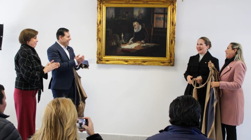 #UAdeC. Develó Rector de la UAdeC la Pintura “Miguel de Cervantes Saavedra” del Artista Manuel Muñoz Olivares