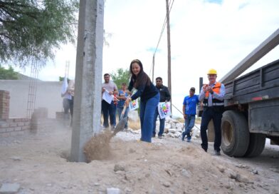 #Lerdo. SUSY TORRECILLAS CONTINÚA AMPLIANDO LA RED ELÉCTRICA EN COMUNIDADES RURALES*