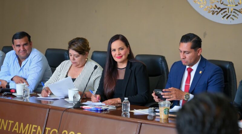 #Lerdo. ENCABEZA SUSY TORRECILLAS 39ª SESIÓN ORDINARIA DE CABILDO*