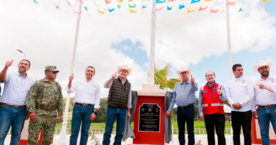 #Durango. En gira por El Durazno, Esteban Villegas entrega nueva plaza cívica, patrullas, semilla de avena y servicios para las familias de Tamazula*