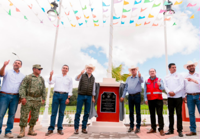 #Durango. En gira por El Durazno, Esteban Villegas entrega nueva plaza cívica, patrullas, semilla de avena y servicios para las familias de Tamazula*
