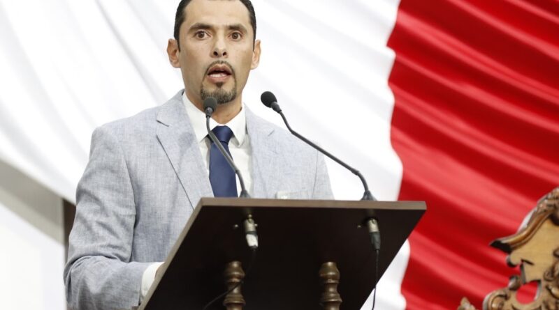 #CongresoCoahuila. Simplificar procedimientos administrativos para personas emprendedoras, promueve Sergio Zenón