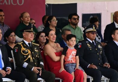 #GP. Preside Betzabé Martínez desfile Cívico Militar conmemorativo de la Independencia de México