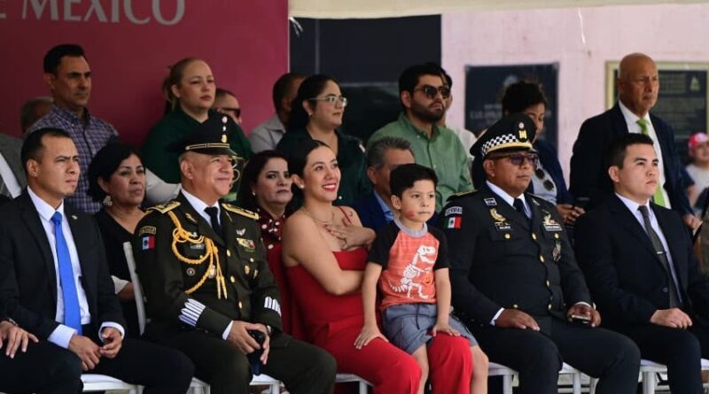 #GP. Preside Betzabé Martínez desfile Cívico Militar conmemorativo de la Independencia de México