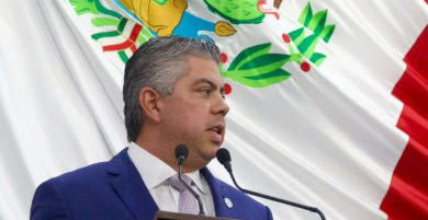 #CongresoCoahuila. ALFREDO PAREDES LOPEZ HACE UN EXHORTO A LOS 38 MUNICIPIOS PARA LA REGULACION DE CARROS ABANDONADOS