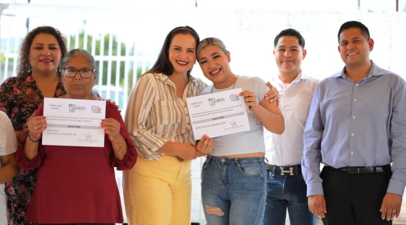 #Lerdo. SUSY TORRECILLAS ENTREGA MATERIAL DE CONSTRUCCIÓN A FAMILIAS DE DIVERSAS COMUNIDADES*