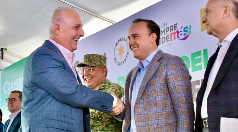 #Torreón. Manolo Jiménez Salinas y Román Cepeda González colocan la primera piedra del Centro Oncológico y remodelación total del Hospital Ángeles Torreón