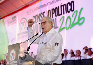 #Coahuila. En su aniversario, el PRI Coahuila refrenda su compromiso de seguir cumpliendo.- Carlos Robles