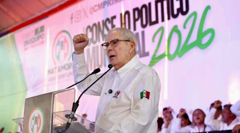 #Coahuila. En su aniversario, el PRI Coahuila refrenda su compromiso de seguir cumpliendo.- Carlos Robles
