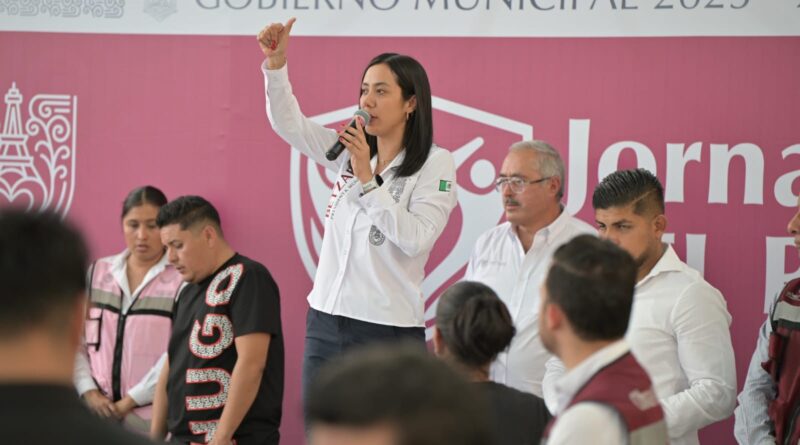 #GP. Betzabé Martínez entrega apoyos y atiende a ciudadanos en Jornadas del Pueblo