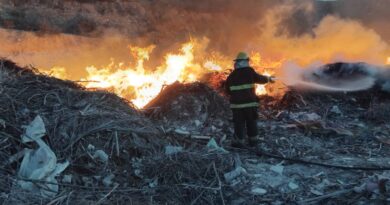 #Lerdo. INCENDIO SE PROPAGA POR 11 HORAS EN LERDO; DESTACA ARDUO TRABAJO DE ELEMENTOS