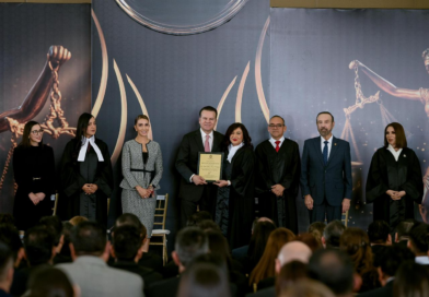 #Durango. Gobernador Esteban reconoce a juezas y jueces por su compromiso con la justicia y el estado de derecho en Durango*