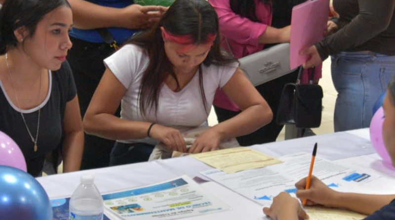 #GP. Más de 500 oportunidades laborales para gomezpalatinas en la Feria del Empleo de la Mujer impulsada por Betzabé*