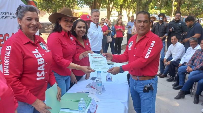 #Lerdo. Fortalece PRI Lerdo su estructura con entrega de nombramientos en secretarías del Comité Municipal