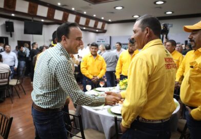 #Coahuila. AQUÍ TENEMOS A LOS MEJORES COMBATIENTES DE INCENDIOS FORESTALES DE MÉXICO: MANOLO #Coahuila. AQUÍ TENEMOS A LOS MEJORES COMBATIENTES DE INCENDIOS FORESTALES DE MÉXICO: MANOLO