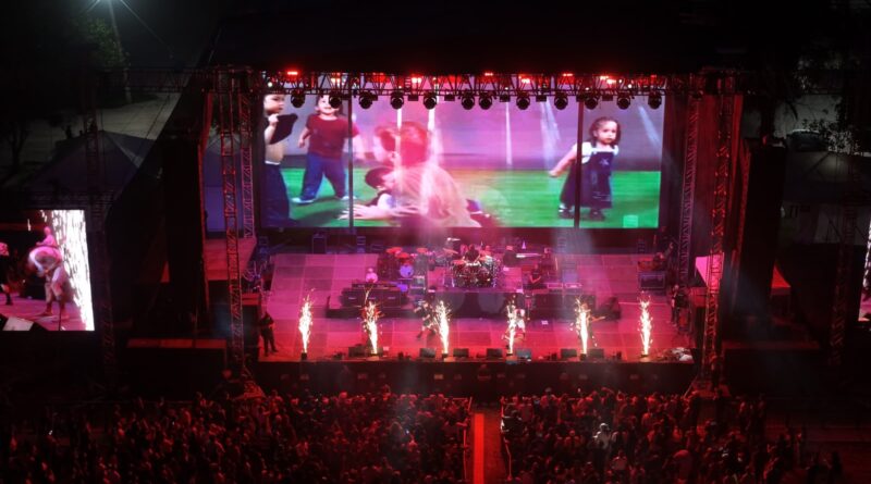 #Lerdo. MÁS DE 6 MIL PERSONAS DISFRUTAN EL CIERRE DEL REGATA FEST 2026 CON SALDO BLANCO*