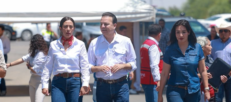 #GP. Betzabé Martínez y Esteban Villegas supervisan la pavimentación de la calle Unzueta