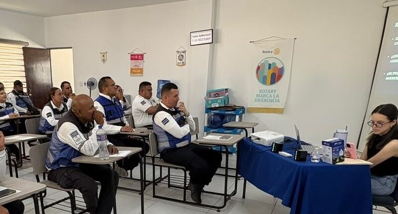 #Torreón. CAPACITAN A AGENTES DE TRÁNSITO Y VIALIDAD EN MATERIA JURÍDICA