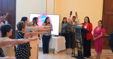 #Lerdo. SUSY TORRECILLAS TOMA PROTESTA A COMITÉ DE AMMJE LERDO*