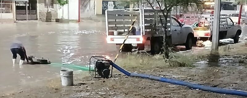 #SAPAL DESPLIEGA MOTOBOMBAS PARA ATENDER AFECTACIONES POR LAS LLUVIAS EN LERDO*