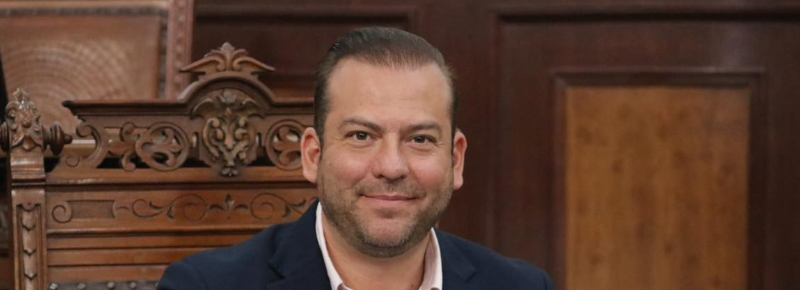 #CongresoCoahuila. Felipe Gónzalez defiende modelo económico de Turismo que implementa gobernador.