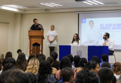 #UAdeC. Entrega Rector de la UAdeC Equipo Tecnológico a FEM y Escuela de Arquitectura de la Unidad Laguna