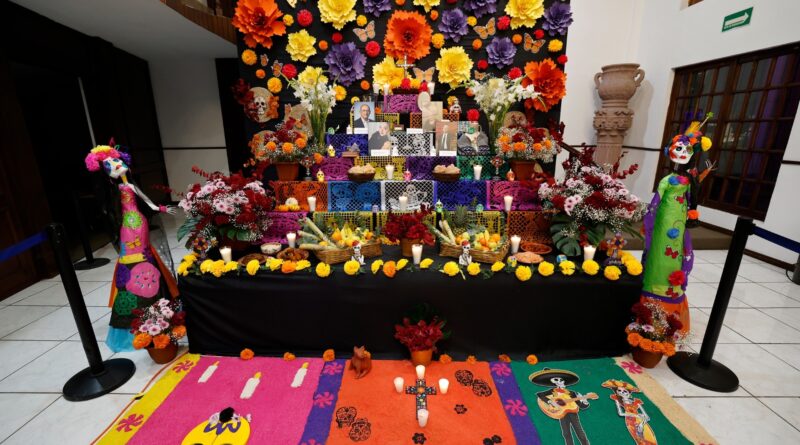 #CongresoCoahuila. Presenta su tradicional Altar de Muertos
