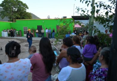 #Lerdo. SUSY TORRECILLAS SIGUE CERCANA A LA GENTE Y REALIZA ENTREGA DE APOYOS ALIMENTARIOS*