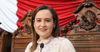 #CongresoCoahuila. POR PRIMERA VEZ EN EL CONGRESO DE COAHUILA HABRA UNA INCICIATIVA PRODUCTO DEL PARLAMENTO JUVENIL SOBRE INTELIGENCIA ARTIFICIAL: BEATRIZ FRAUSTRO DAVILA.